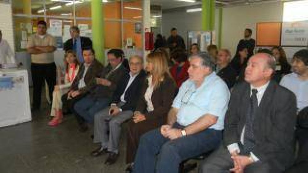 El Programa SUMAR entreg� 5 millones en equipamiento a las �reas Program�ticas