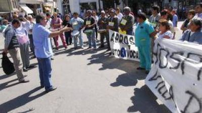 Aprosca y Autoconvocados levantan el paro despu�s de reunirse con Villagra