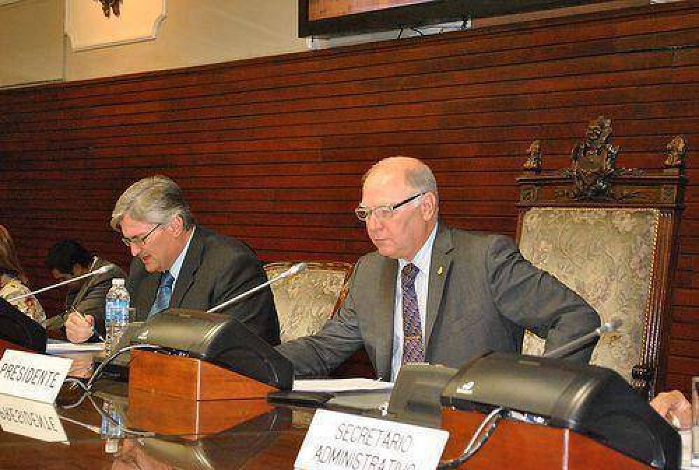 �Democratizaci�n de la justicia� aterriz� en la Legislatura de Jujuy y gener� intenso debate