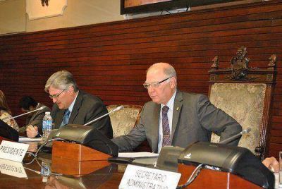 �Democratizaci�n de la justicia� aterriz� en la Legislatura de Jujuy y gener� intenso debate