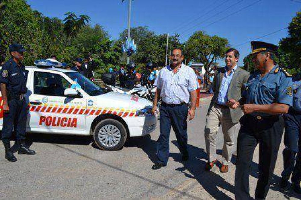 Nuevos m�viles policiales para el norte de la provincia