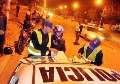 Casi 300 polic�as se desplegaron en operativo sorpresa