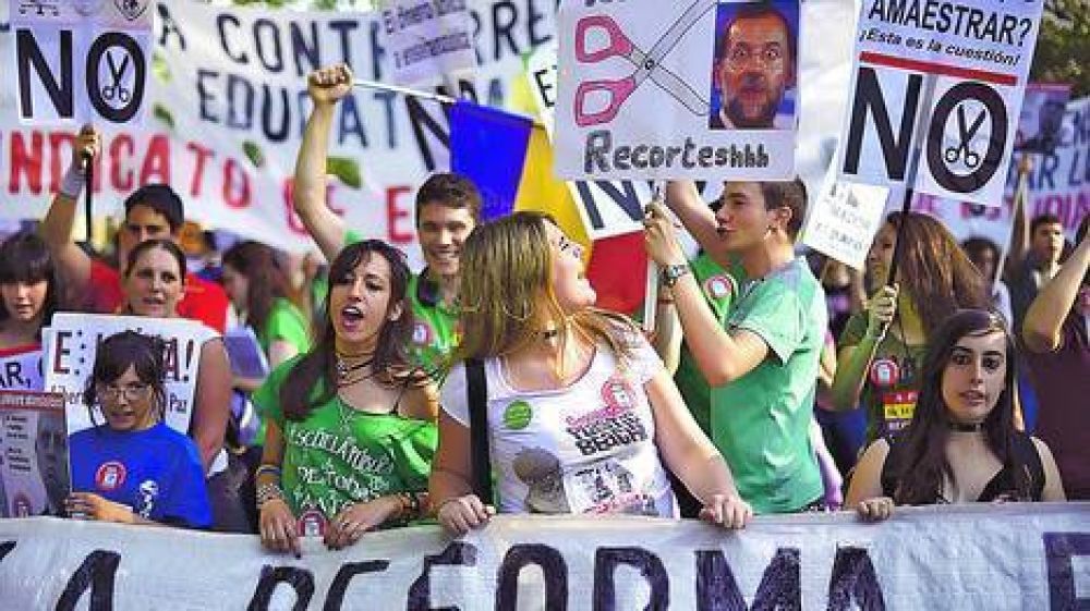 Huelga y marchas en Espa�a contra los recortes en educaci�n