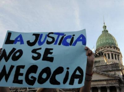 �La Presidenta quiere dominar a los jueces de la Argentina�