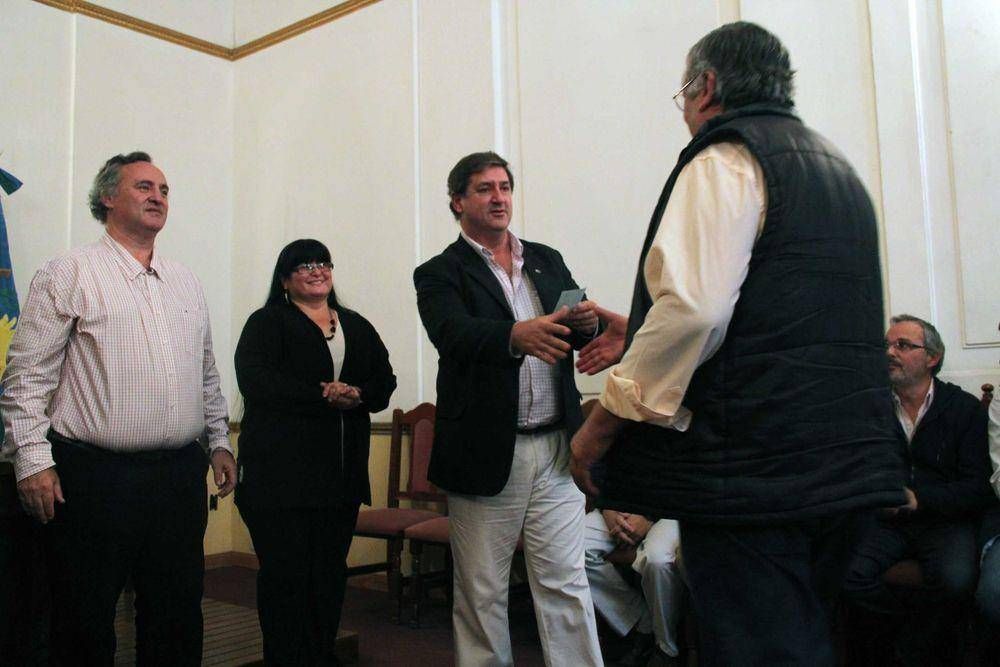 JOAQU�N DE LA TORRE FIRM� UN CONVENIO CON EL BANCO PROVINCIA PARA LA ENTREGA DE CR�DITOS A EMPRENDEDORES