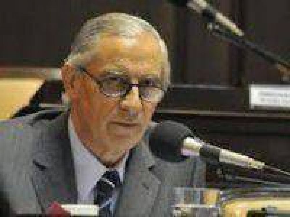 De Jes�s destac� la iniciativa de Pulti de crear una polic�a municipal