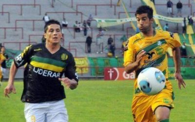 Aldosivi viaja a C�rdoba para visitar a Instituto