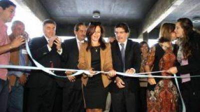 Sileoni le dio el aval de la Naci�n a Alperovich