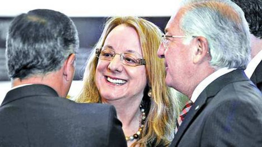 Provincia: Alicia no est� en el padr�n y sigue la inc�gnita de su candidatura