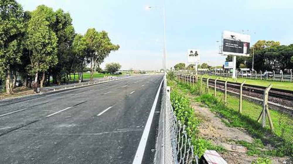 La extensi�n de la Illia avanz� 2 km, pero la volvieron a parar