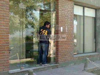 Allanan Confecat por investigaci�n de supuestas facturaciones ap�crifas