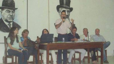 UCR: hay m�s pedidos para postergar el Congreso partidario	 