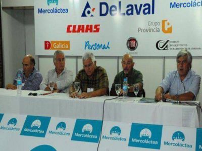 Productores advierten por �d�cada perdida� en lecher�a