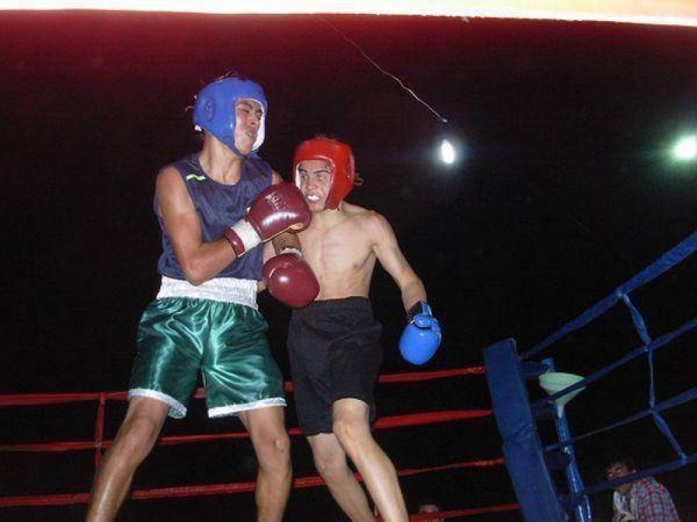 Box: Otro nocaut de Nico Romero