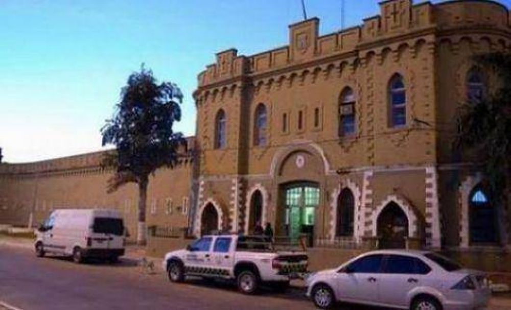 Tras 11 d�as, los 120 presos del Penal N� 1 siguen con la huelga de hambre