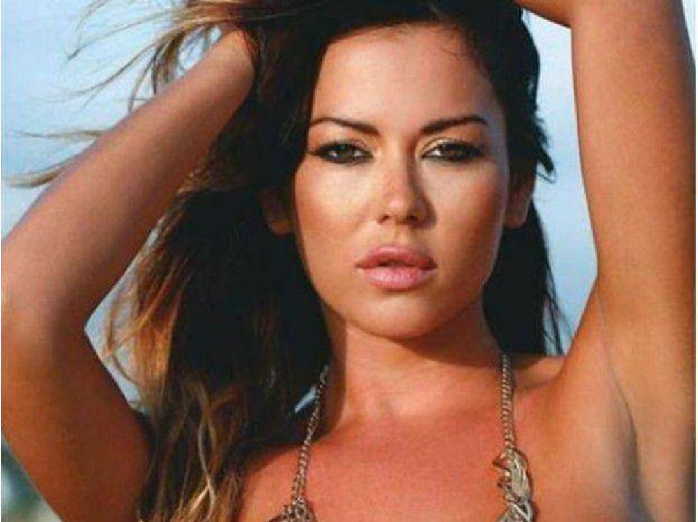 Rumores de boda armada con Fari�a: �Jelinek de novia?