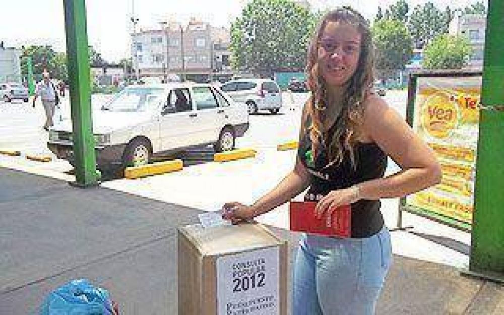 Decenas de personas propusieron obras en Lan�s