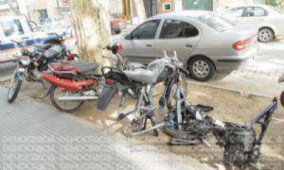 Recuperan motos con pedido de secuestro y desmantelan un taller clandestino