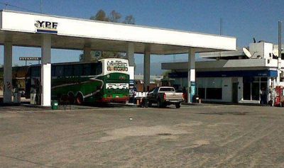 Hasta el momento se mantiene los precios de los combustibles