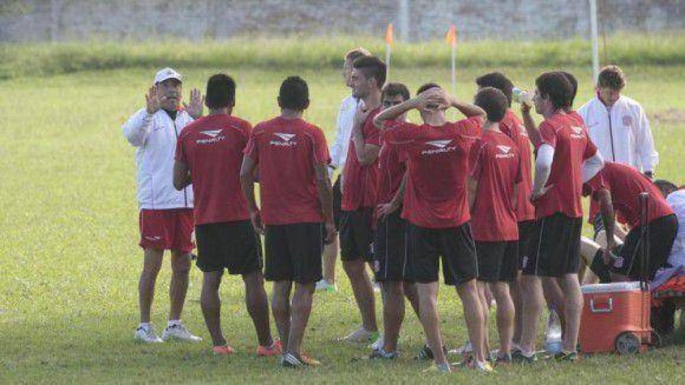 El �Santo� parti� a San Luis para enfrentar a Juventud