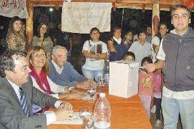 Realizan simulacros de votaci�n en el interior para capacitar a j�venes