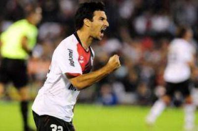 Newell�s derrot� a Godoy Cruz en Rosario y arrib� a la punta