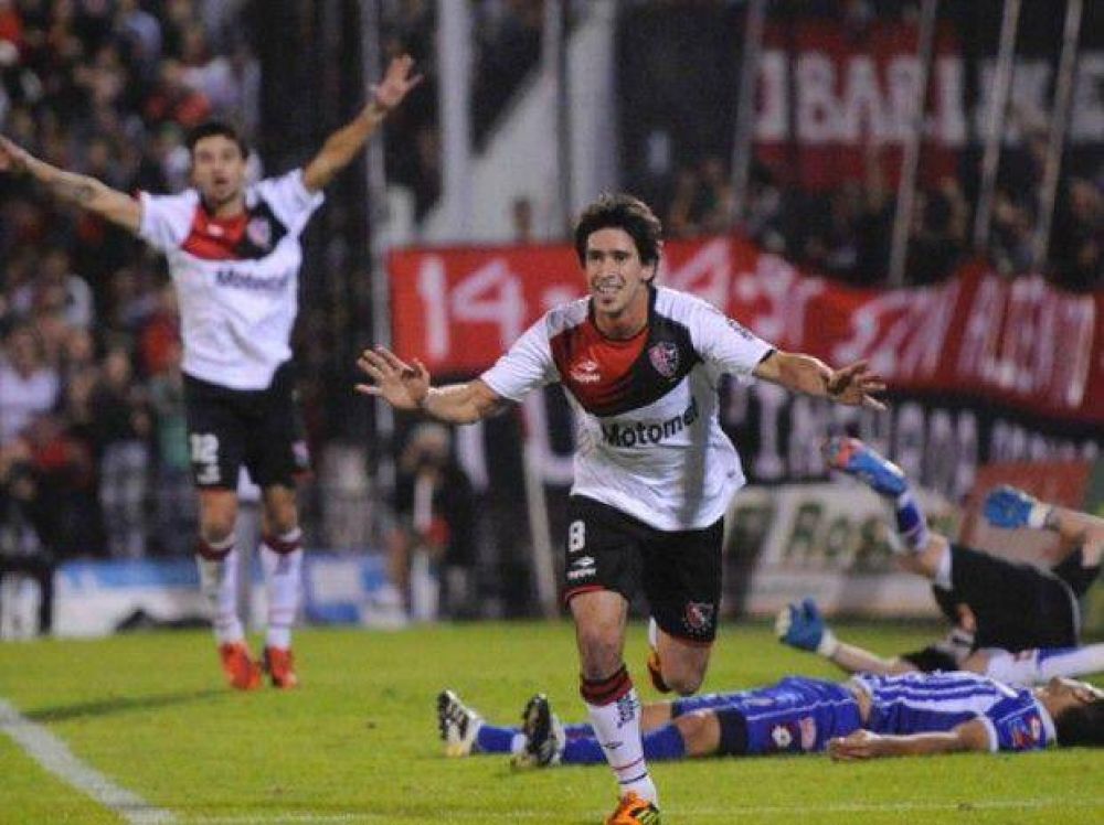 Newell's logr� una victoria fundamental frente a Godoy Cruz y otra vez es puntero