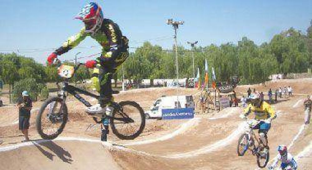 Los Cuartos de Final fueron el tope para los pilotos riojanos