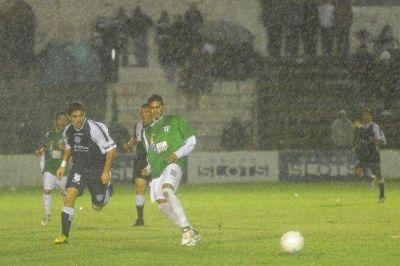 Estudiantes quiere ganar en Lincoln