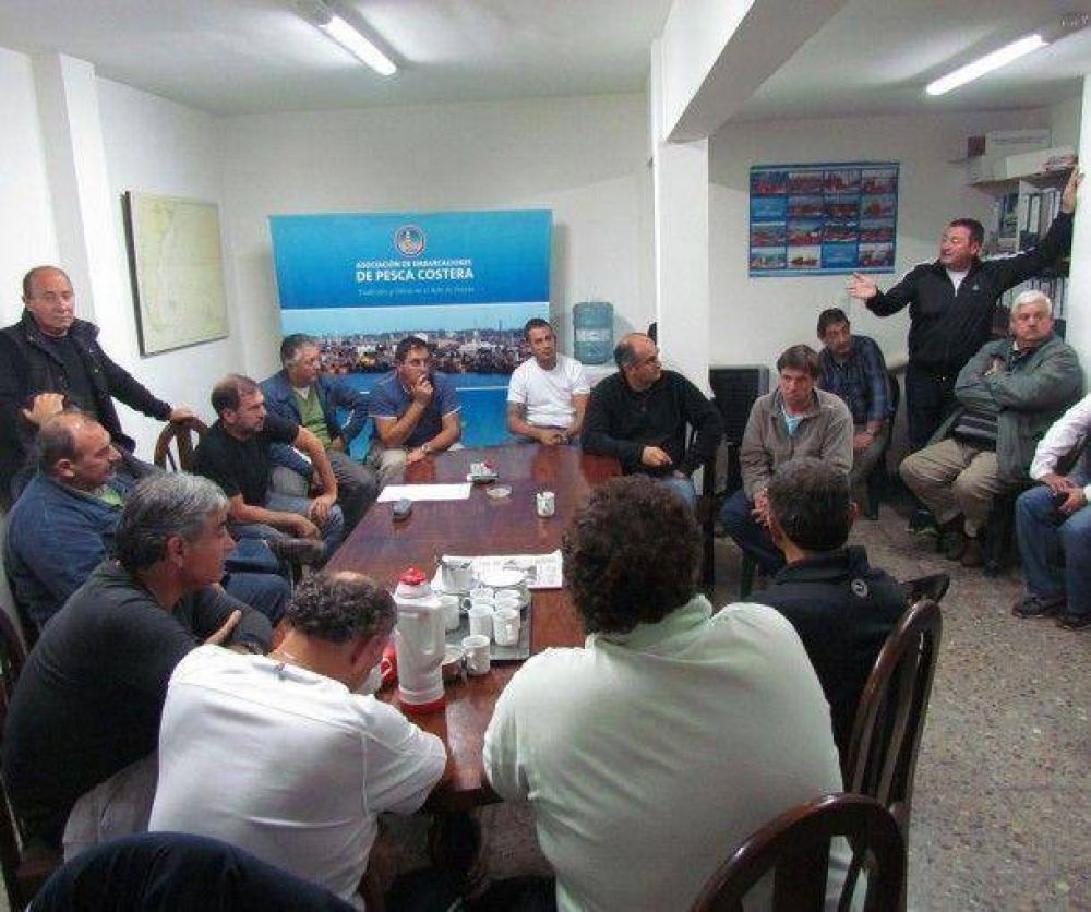 La flota costera pide ser declarada en emergencia econ�mica