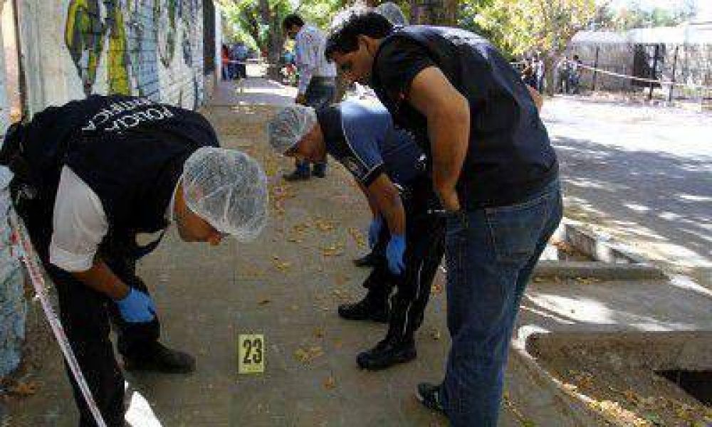 La vida de las v�ctimas y los detalles del doble homicidio en la Sexta Secci�n