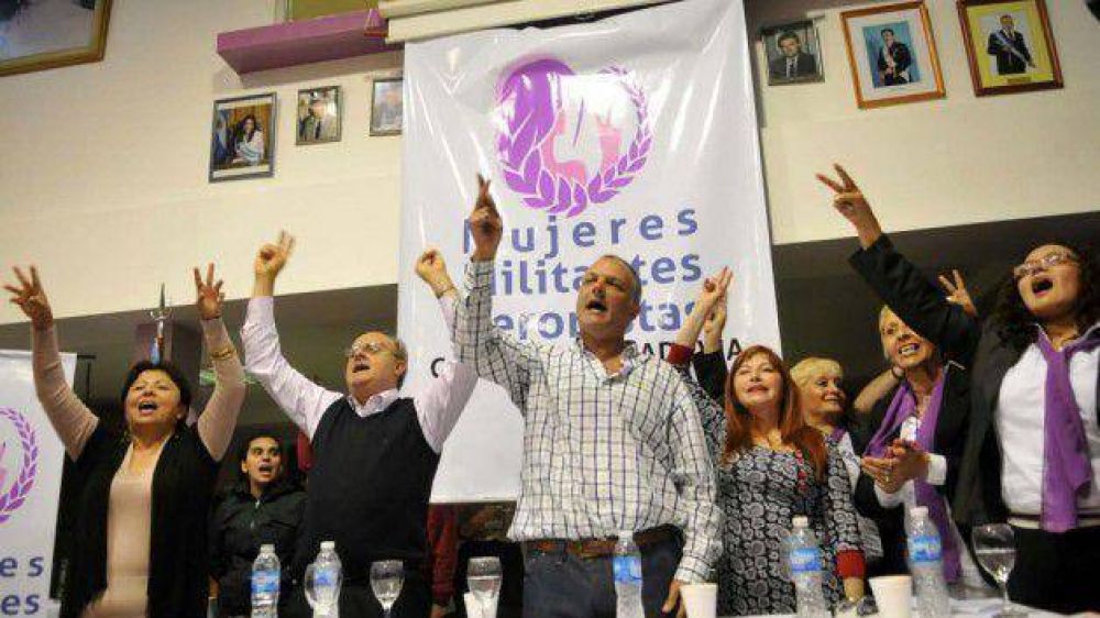 Buzzi: �Vamos a darle dos diputados a Cristina�