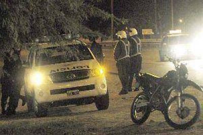 Noche de terror en un baile: tiroteo, persecuci�n y cinco sujetos detenidos