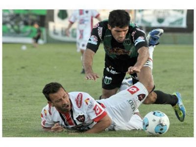 Nueva Chicago le escap� al descenso frente a un pobre Patronato