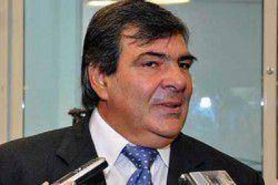 Peche: �No tienen autoridad para hablar de nadie�
