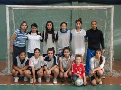Las selecciones realizan sus �ltimos entrenamientos antes de la competencia