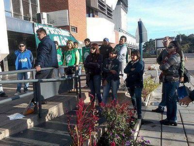 ATE denunci� �aprietes� en el Aeropuerto de Jujuy
