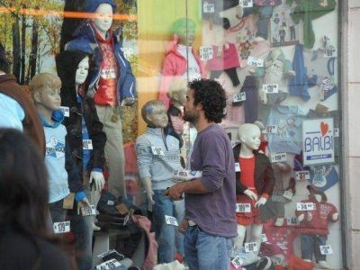 Sin fr�o est�n congeladas las ventas de abrigos