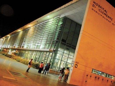 Los residentes de cl�nica m�dica amenazan con tomar medidas de fuerza