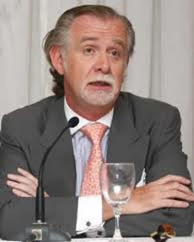 Con una editorial en tapa, La Nueva Provincia se hizo eco del pedido de detenci�n de Vicente Massot