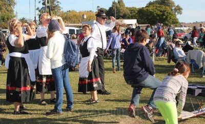 Masiva asistencia a la fiesta de la Kerb en Colonia Nievas
