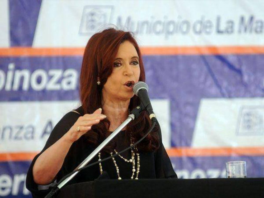 Cristina Kirchner, de campa�a, ir� a La Matanza e inaugurar� obras en Tigre