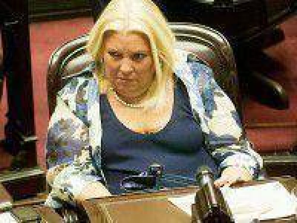 Carri�: "A m� el Gobierno nunca me viol�"