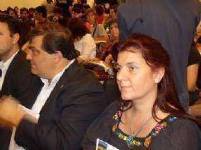 "En lugar de visitas solitarias, podr�a reflexionar con nosotros"