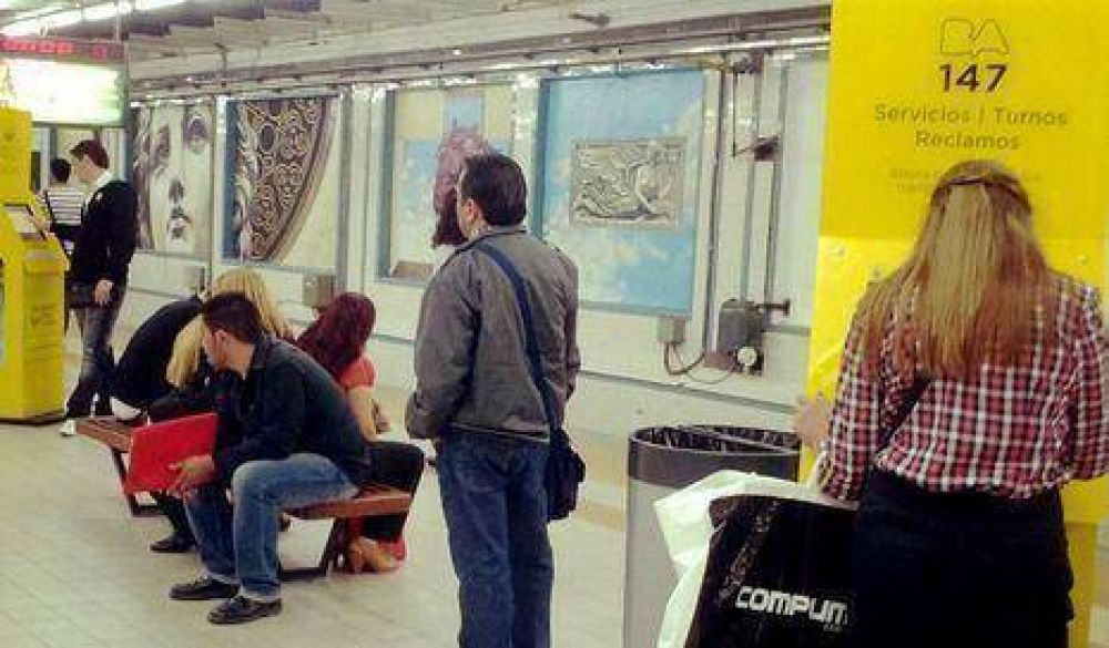 La Ciudad abre terminales interactivas en el subte