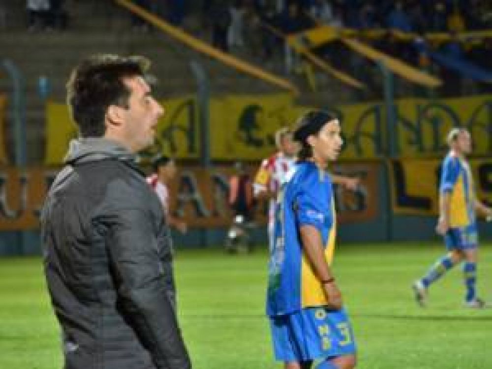 Juventud y San Mart�n igualaron sin goles