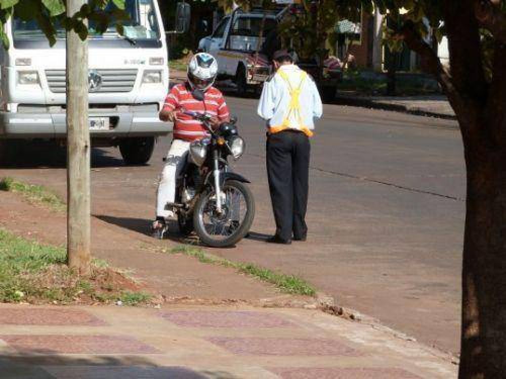 Posadas: retienen 10 motos y 8 licencias en operativos de control 