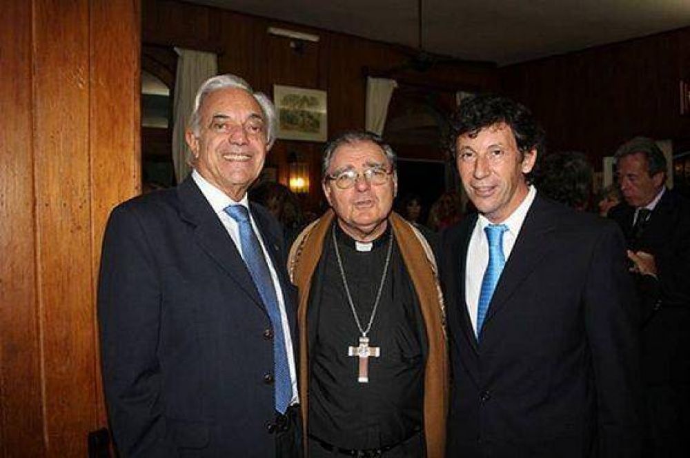 Gustavo Posse particip� de la cena realizada por San Isidro Tradicional