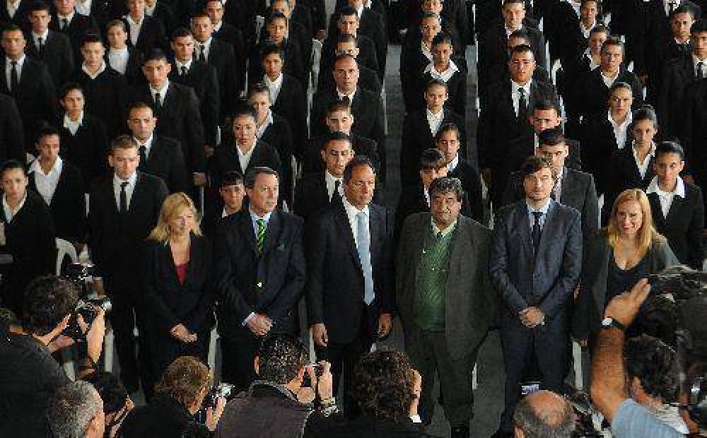 Scioli encabez� apertura de ciclo lectivo policial en Tres de Febrero
