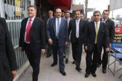 Seg�n Amaya, hay inter�s pol�tico en su contra